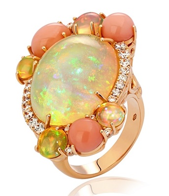 Кольцо из розового золота 585 пробы с опалами, кораллами и бриллиантами арт. 0121.0105