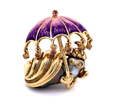 Брошь Улитка из жёлтого золота 585 пробы с барочной жемчужиной, фиолетовыми бриллиантами и эмалью арт. 1002.0117