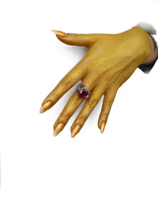 Кольцо из белого золота 750 пробы с Бирманской шпинелью, рубинами  и бриллиантами арт. 0106.0162